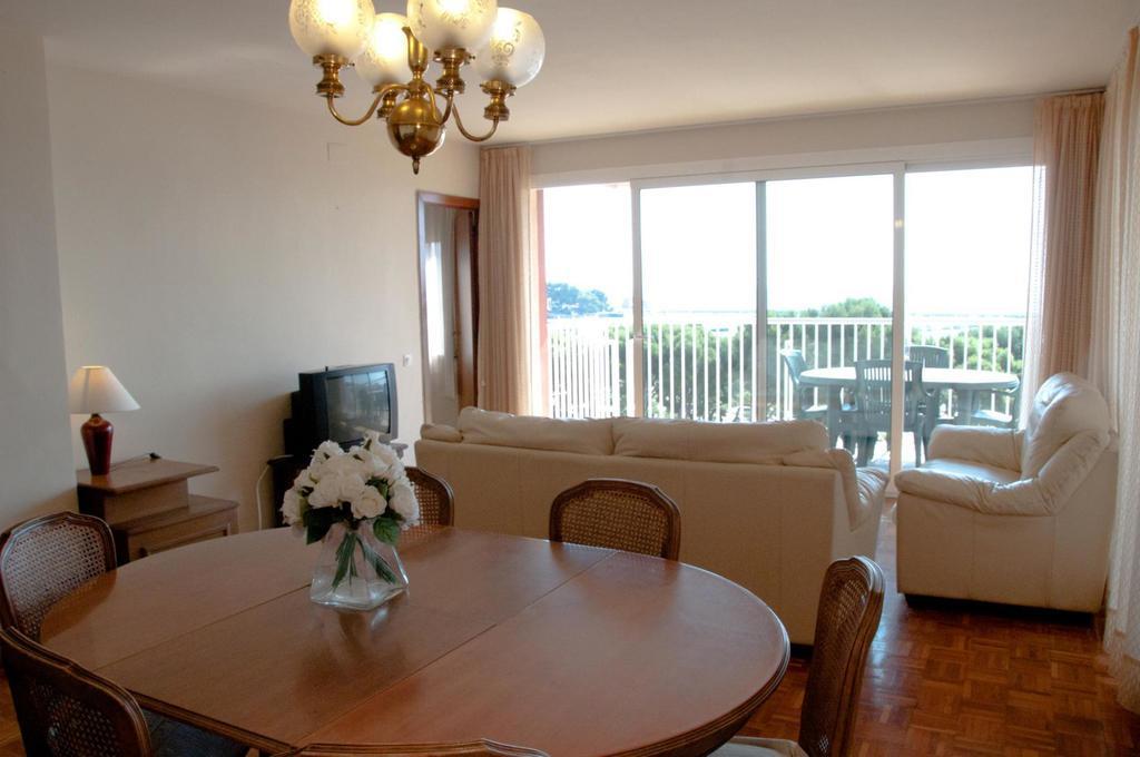Apartamentos Siglo XXI - Marabu Sant Feliu de Guixols Quarto foto